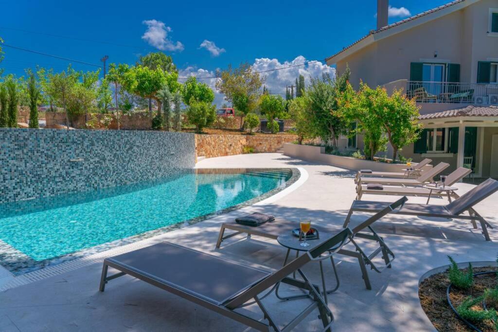 Seashell Luxury Residence - Apartment 1 Lixouri Buitenkant foto